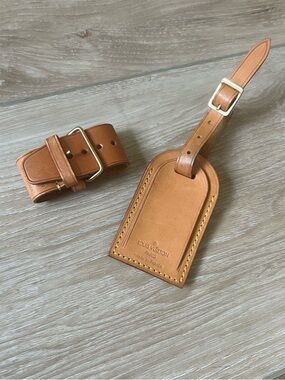 LOUIS VUITTON Tan Leather Luggage Tag and Strap Set